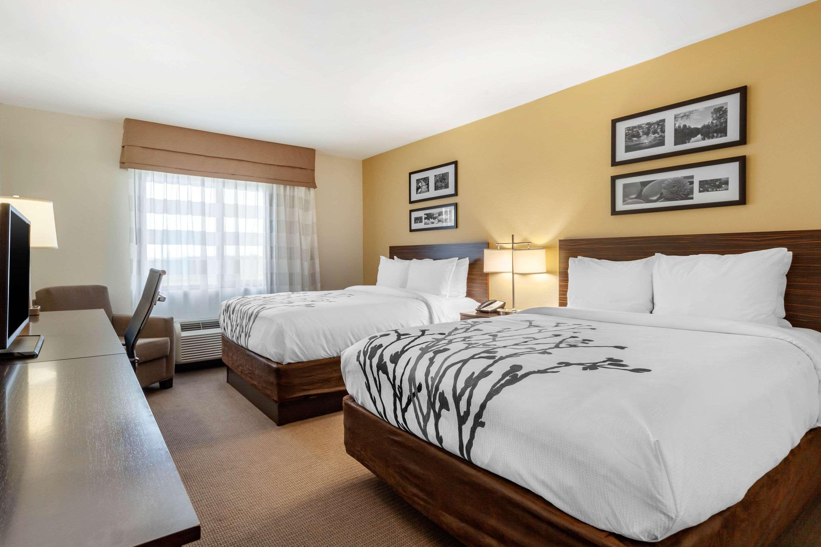Sleep Inn & Suites Devils Lake Bagian luar foto