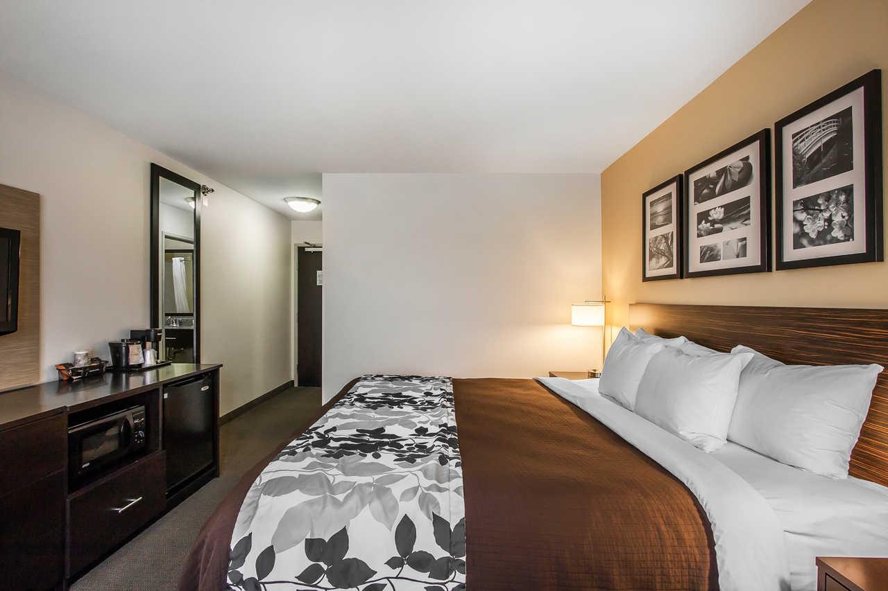 Sleep Inn & Suites Devils Lake Bagian luar foto