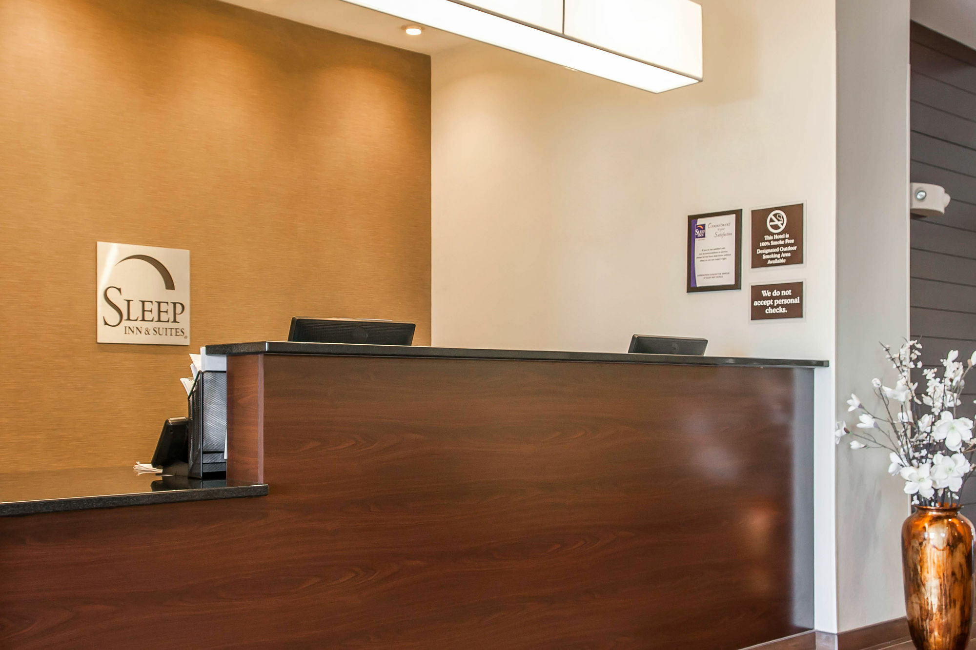 Sleep Inn & Suites Devils Lake Bagian luar foto